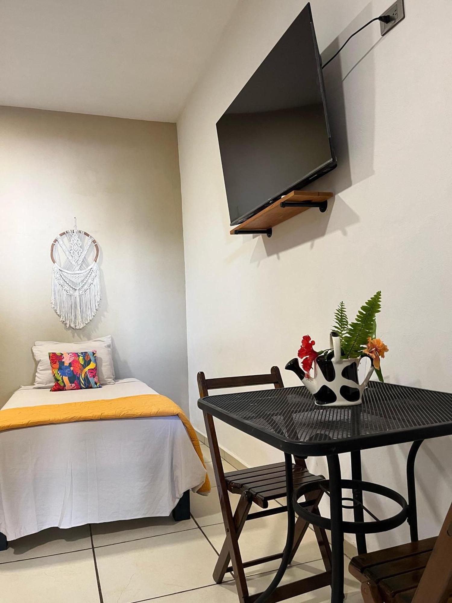 Quinta Rosita Bed & Breakfast ตีคัล ภายนอก รูปภาพ